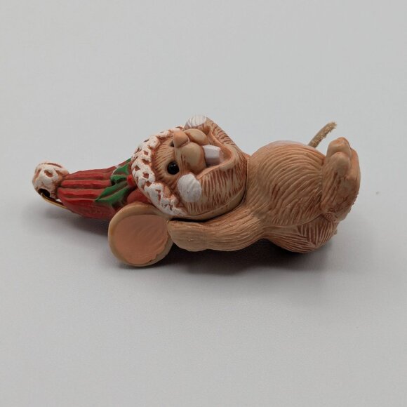 Hallmark Keepsake Merry Mouse 1985, Vintage Christmas Ornament - Picture 3 of 12